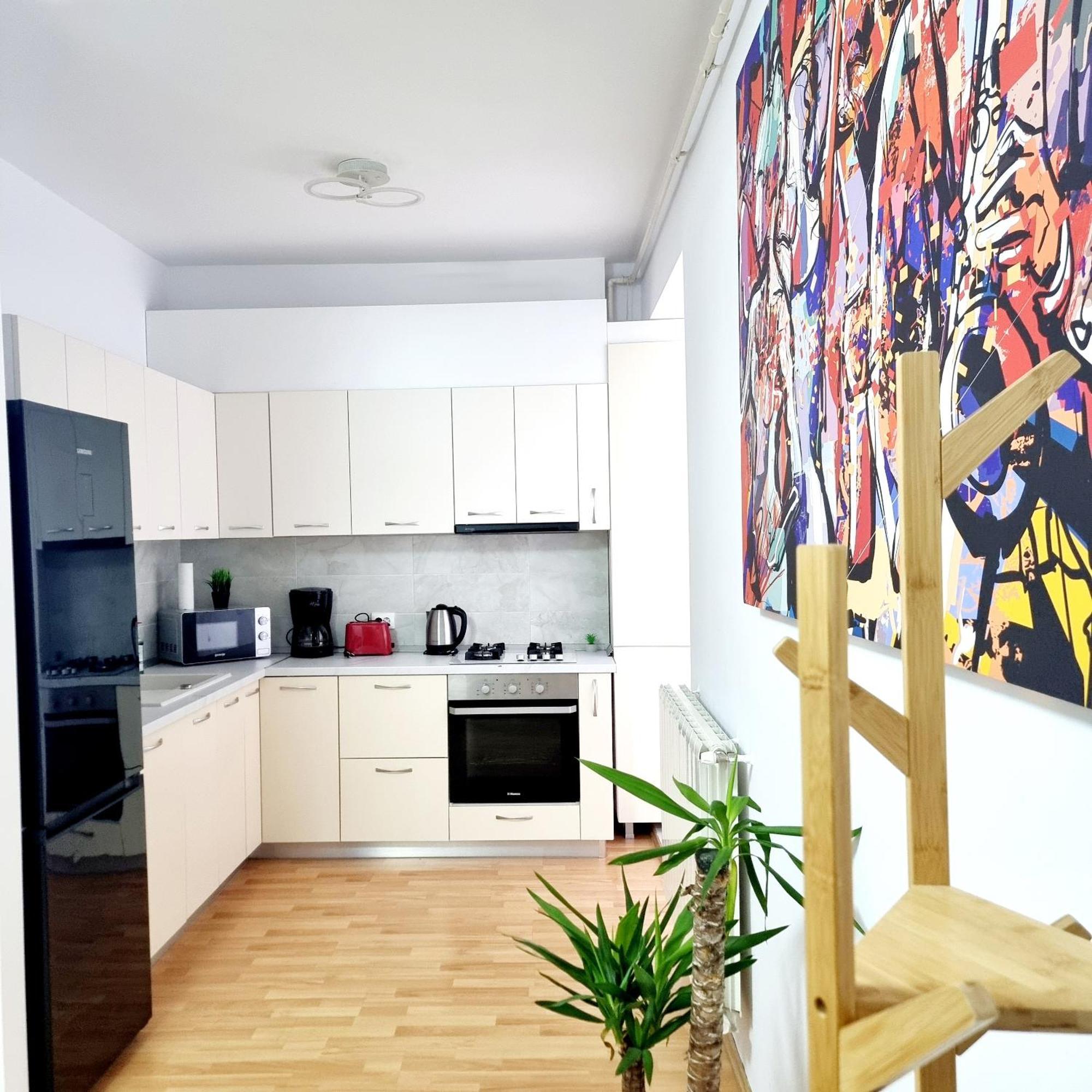 Steps2 Old Town & Metro - The Adventure Apartment Букурещ Екстериор снимка