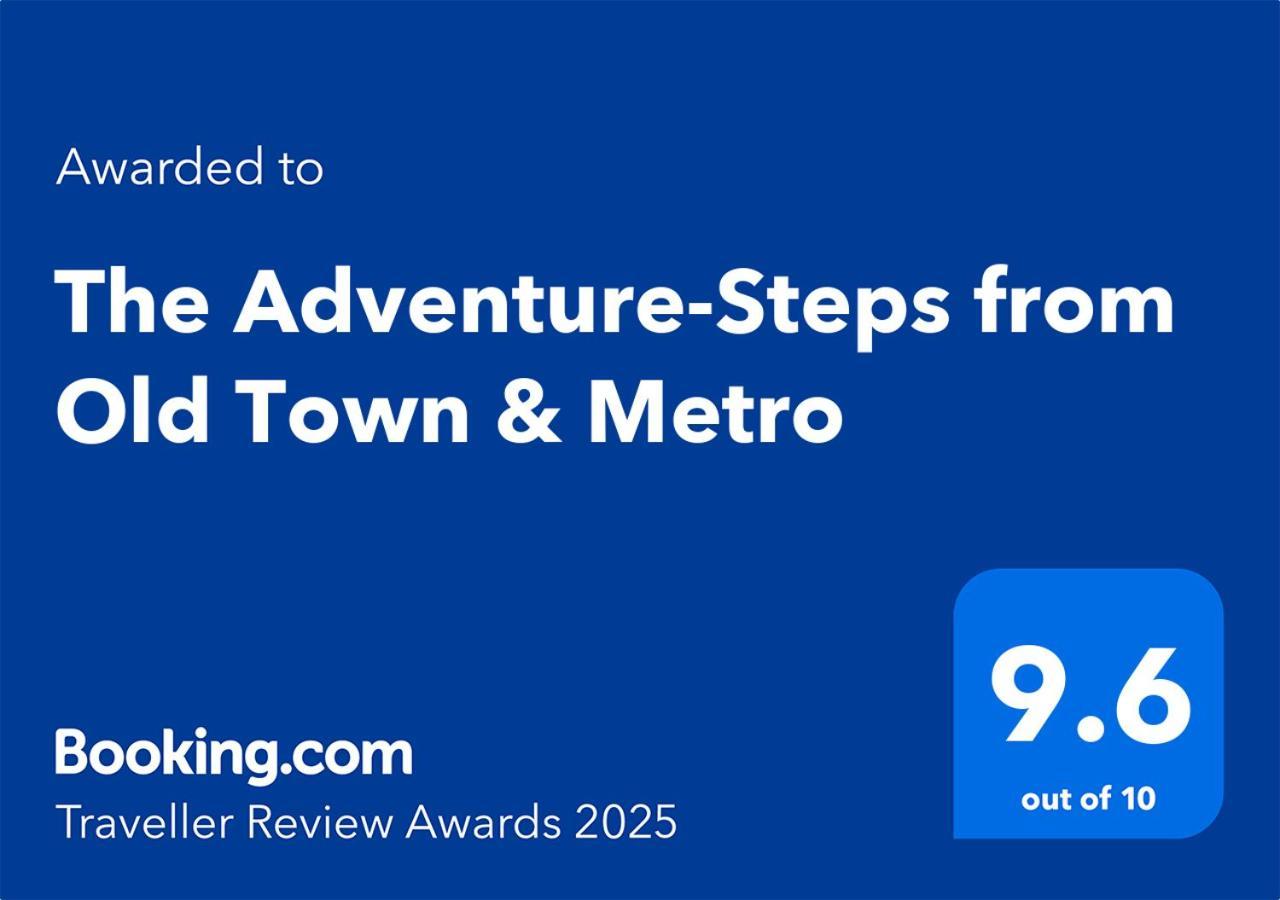 Steps2 Old Town & Metro - The Adventure Apartment Букурещ Екстериор снимка